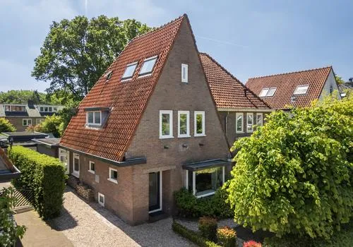 Twee-onder-één-kap te koop: Da Costalaan 11, Soest Zuid Soest