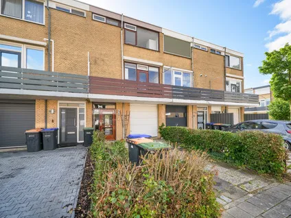 Tussenwoning te koop: Da Costastraat 5, Schrijversbuurt Alblasserdam