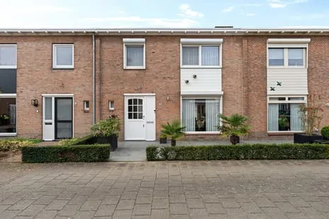 Tussenwoning te koop: Da Costastraat 10, Molenhoek Rosmalen
