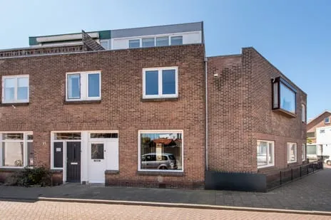 Tussenwoning te koop: da Costastraat 23, Oud Noord Zandvoort
