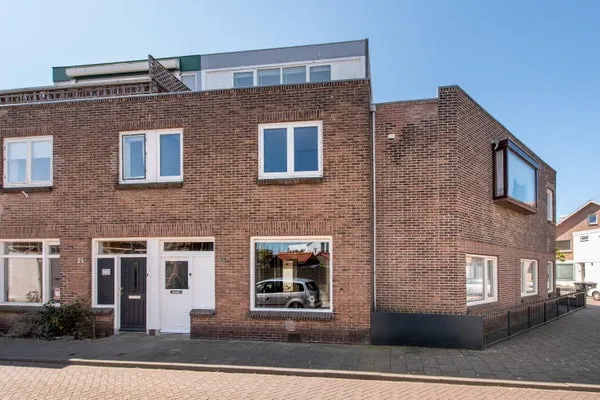 Tussenwoning te koop: da Costastraat 23, Oud Noord Zandvoort