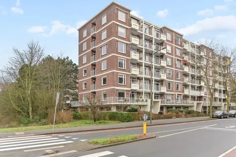 Appartement te koop: Daal en Bergselaan 4, Bloemenbuurt-West 'S-Gravenhage
