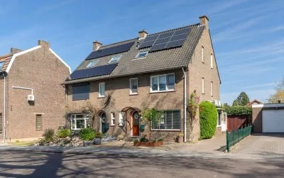 Twee-onder-één-kap te koop: Daalstraat 53, Kluis Geleen