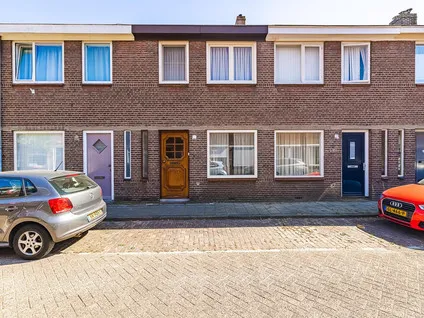 Tussenwoning te koop: Daendelsstraat 56, Tilburg