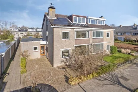Twee-onder-één-kap te koop: Dag Hammarskjöldlaan 67, Molendijk Castricum