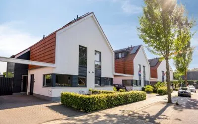 Twee-onder-één-kap te koop: Dagpauwoog 10, Luchen Mierlo
