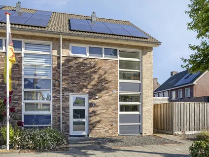 Corner house for sale: Dagpauwoog 77, Waterdael III Someren