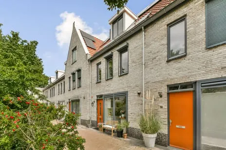 Tussenwoning te koop: Dagpauwoogstraat 18, Oosteinde Aalsmeer