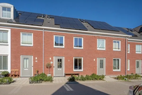 Tussenwoning te koop: Dagpauwoogstraat 28, Rijswijk