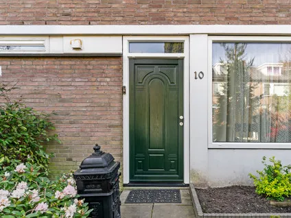 Tussenwoning te koop: Dahlialaan 10, Oegstgeest