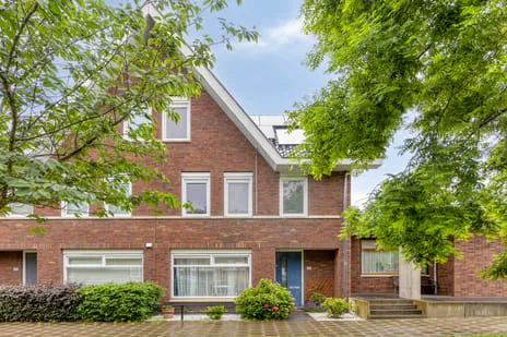 Terraced house for sale: Dahlialaan 34, Gerardusplein Eindhoven