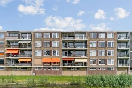 Appartement te koop: Dahliastraat 130, Bloemenbuurt D(ahlia) - G(eranium) Zwijndrecht