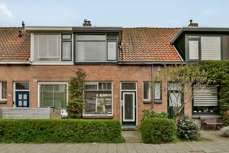 Tussenwoning te koop: Dahliastraat 26, Babberspolder West Vlaardingen