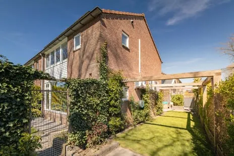 Hoekwoning te koop: Dahliastraat 29, De Hoven Deventer