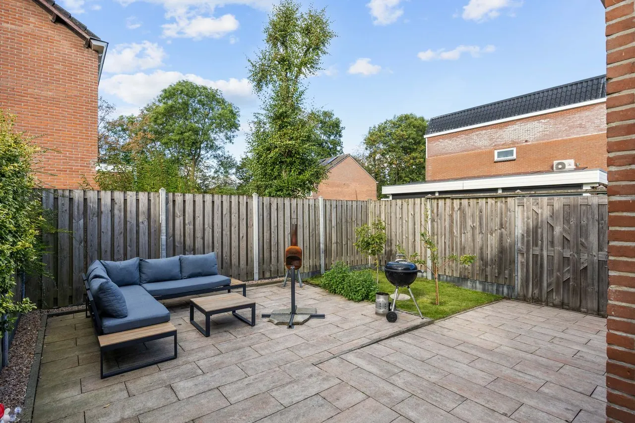 Hoekwoning te koop: Dahliastraat 51, Winsum (Gr)