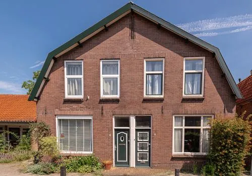 Twee-onder-één-kap te koop: Dahliastraat 8, Bloemen/Oranjebuurt Culemborg
