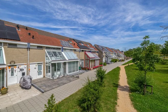 Terraced house for sale: Dalerveen 26, Westerwatering Noord Zaandam