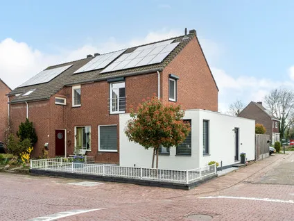 Hoekwoning te koop: Dalstraat 1, Limbricht Limbricht
