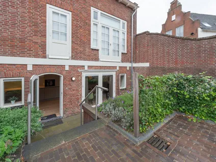 Appartement te huur: Dam 81C, kerkbuurt Alblasserdam