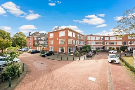 Appartement te koop: Damasstraat 345, Laakkwartier-Oost Haag