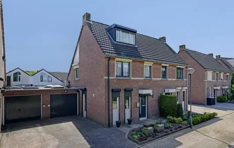 Tussenwoning te koop: Damhertlaan 21, Brouwhuis-Dorp Helmond