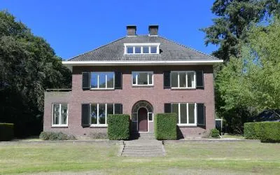 Vrijstaande woning te koop: Damlaan 12, Verspreide huizen Eefde Eefde
