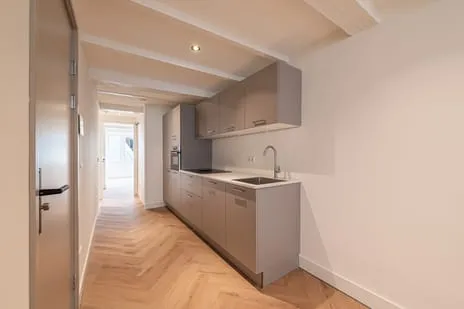 Appartement te huur: Damrak 52B, Nieuwe Kerk e.o. Amsterdam