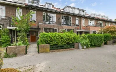 Tussenwoning te koop: Damsigtstraat 56, Damsigt Voorburg
