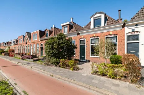 Tussenwoning te koop: Damsterdiep 274, Florabuurt Groningen