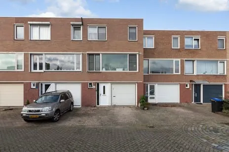 Tussenwoning te koop: Damsterdiep 72, Merwedepolder-Oost Dordrecht