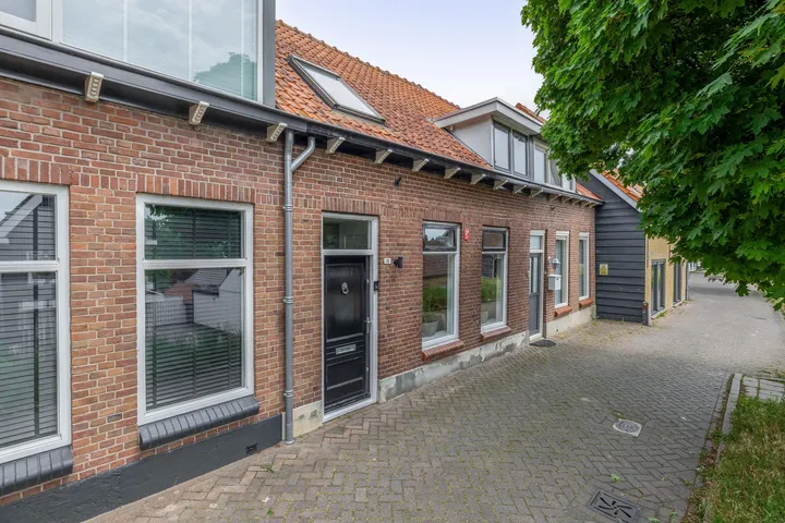 Tussenwoning te koop: Damstraat 15, Oostendam Ridderkerk
