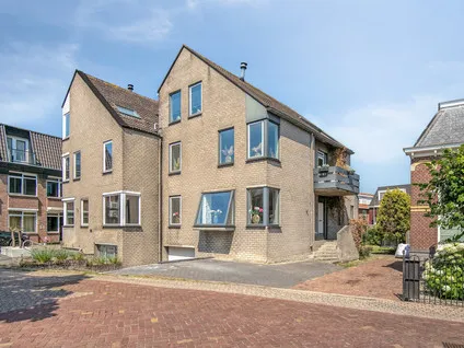 Twee-onder-één-kap te koop: Damstraat 38, Giessendam-West Hardinxveld-Giessendam