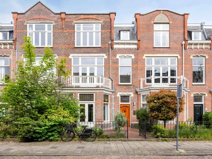 Tussenwoning te huur: Danckertsstraat 19, Stadhoudersplantsoen 'S-Gravenhage