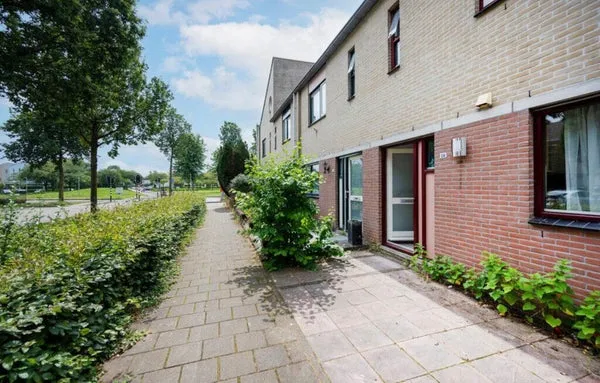 Tussenwoning te koop: Danny Kayestraat 26, Filmwijk Bouwrai Noord Almere