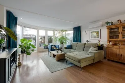 Hoekwoning te koop: Darwinstraat 2, Haarlem
