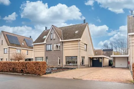 Twee-onder-één-kap te koop: Dassenwissel 16, Winschoten-Noord Winschoten