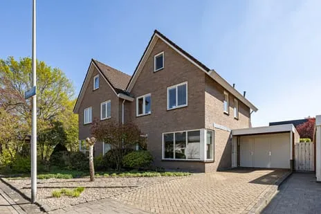 Twee-onder-één-kap te koop: Dasstraat 44, Roershoek Hengelo