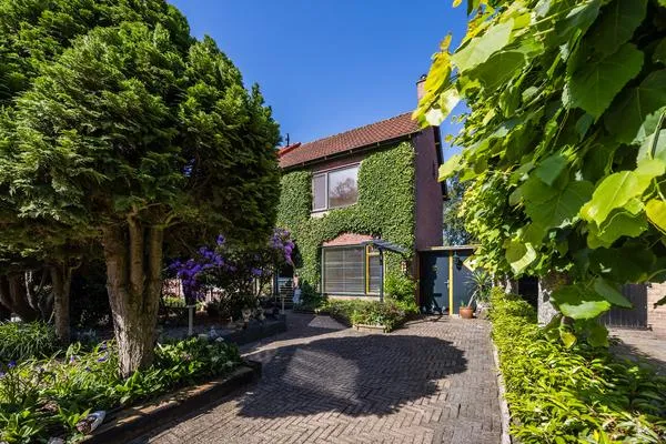 Twee-onder-één-kap te koop: Dautzenbergstraat 2, Oud Gastel Oud Gastel