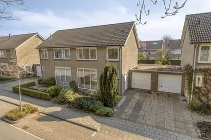 Tussenwoning te koop: Dauwendaelsestraat 24, Dauwendaele I Middelburg