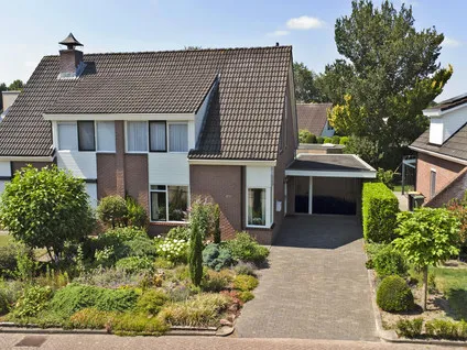 Twee-onder-één-kap te koop: De Aa 48, De Maaten Wierden