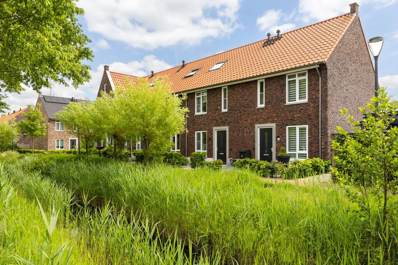 Tussenwoning te koop: De Akker 2, Scherpenzeel (Ge)