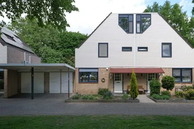 Tussenwoning te koop: De Alk 27, Kanaalzijde Almelo