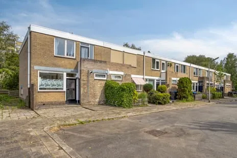 Hoekwoning te koop: de Anjen 133, Bilgaard Leeuwarden