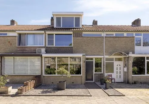 Tussenwoning te koop: de Beaufortpad 8, Prinsejagt Eindhoven
