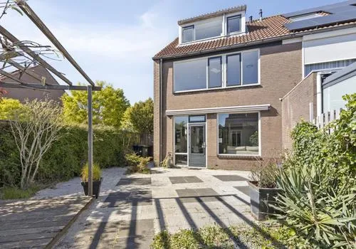 Hoekwoning te koop: de Bentlanden 30, Benthuizen Dorp-Oost Benthuizen