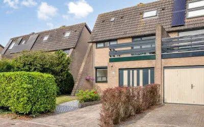 Twee-onder-één-kap te koop: de Blauwe Wereld 55, Mariahoeve Muiden Muiden