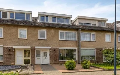 Tussenwoning te koop: De Bleker 46, 't Look Veldhoven