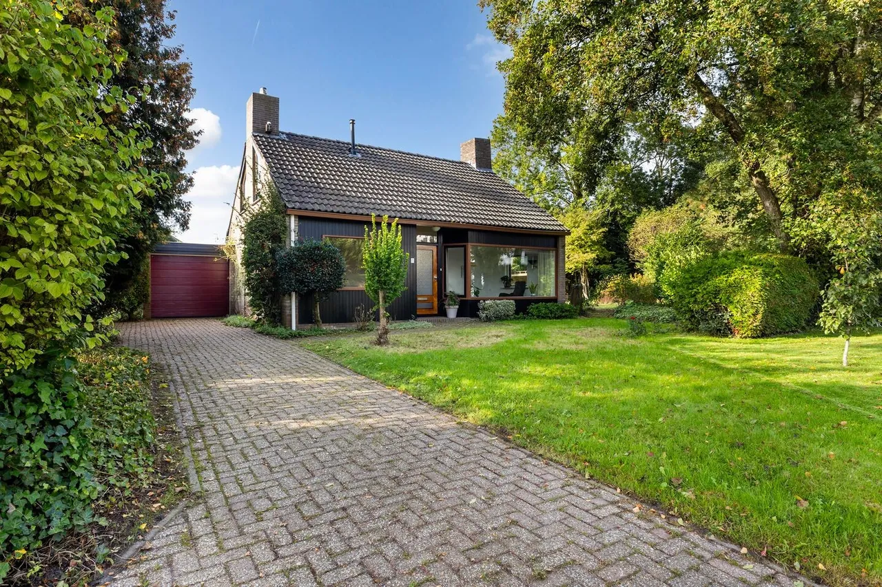 Vrijstaande woning te koop: De Boech 11, Menaam
