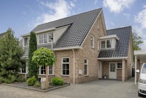 Twee-onder-één-kap te koop: De Bolster 10, Hollandscheveld kern Hollandscheveld