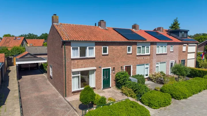 Hoekwoning te koop: De Bongerd 18, Centrum Duiven
